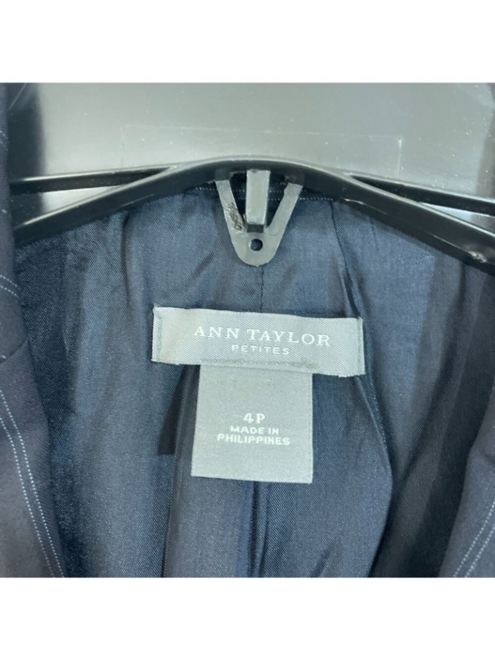 Ann Taylor Women's 4P Petites Black Pinstripe Blazer Wool Blend P0851 - Picture 6 of 10